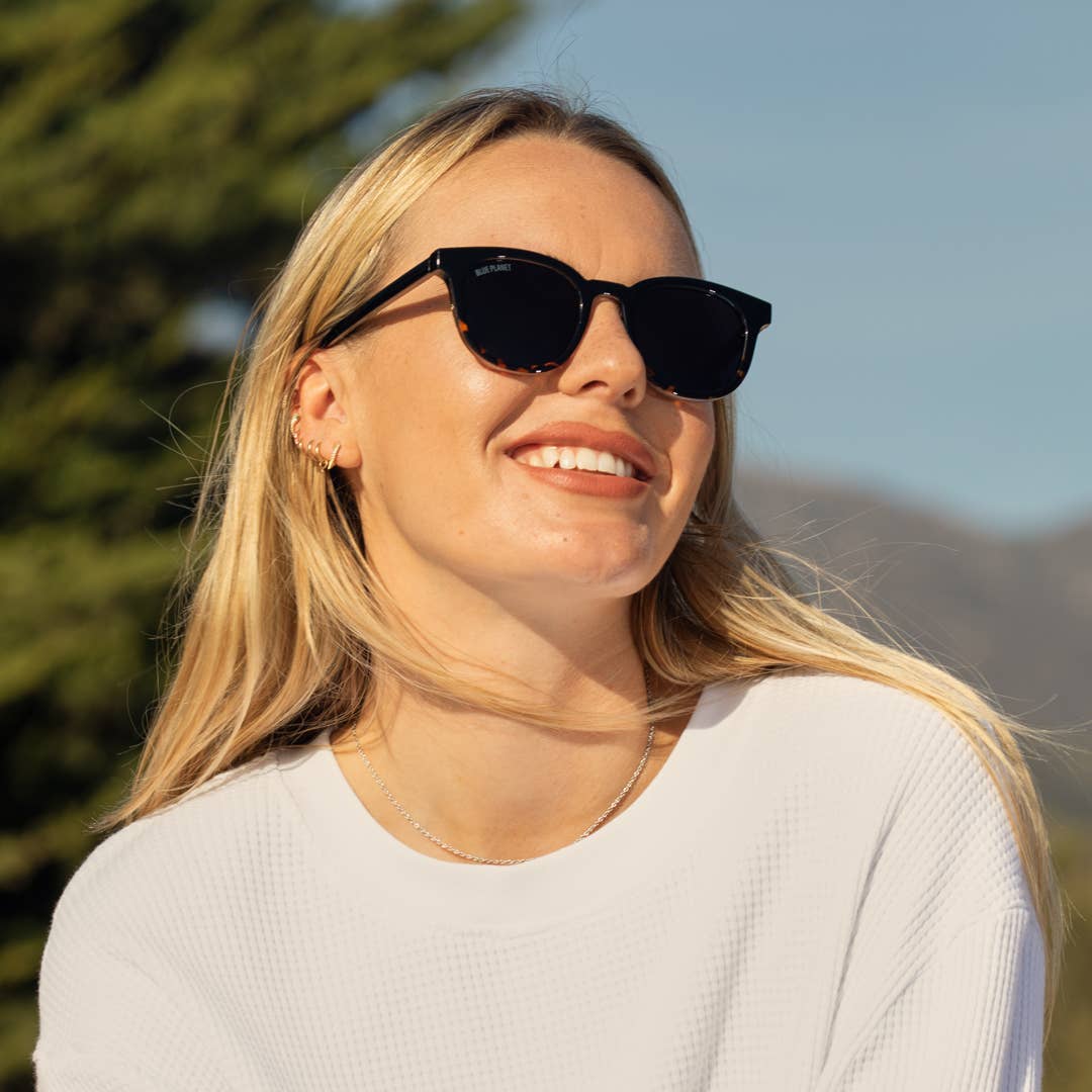 Gram - Onyx To Walnut Tortoise Fade / Gradient Brown