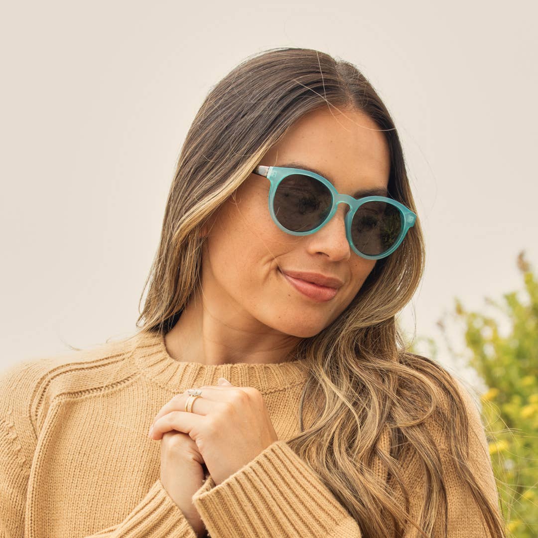 Lake - Milky Aqua / Honey Tortoise Temples / Smoke