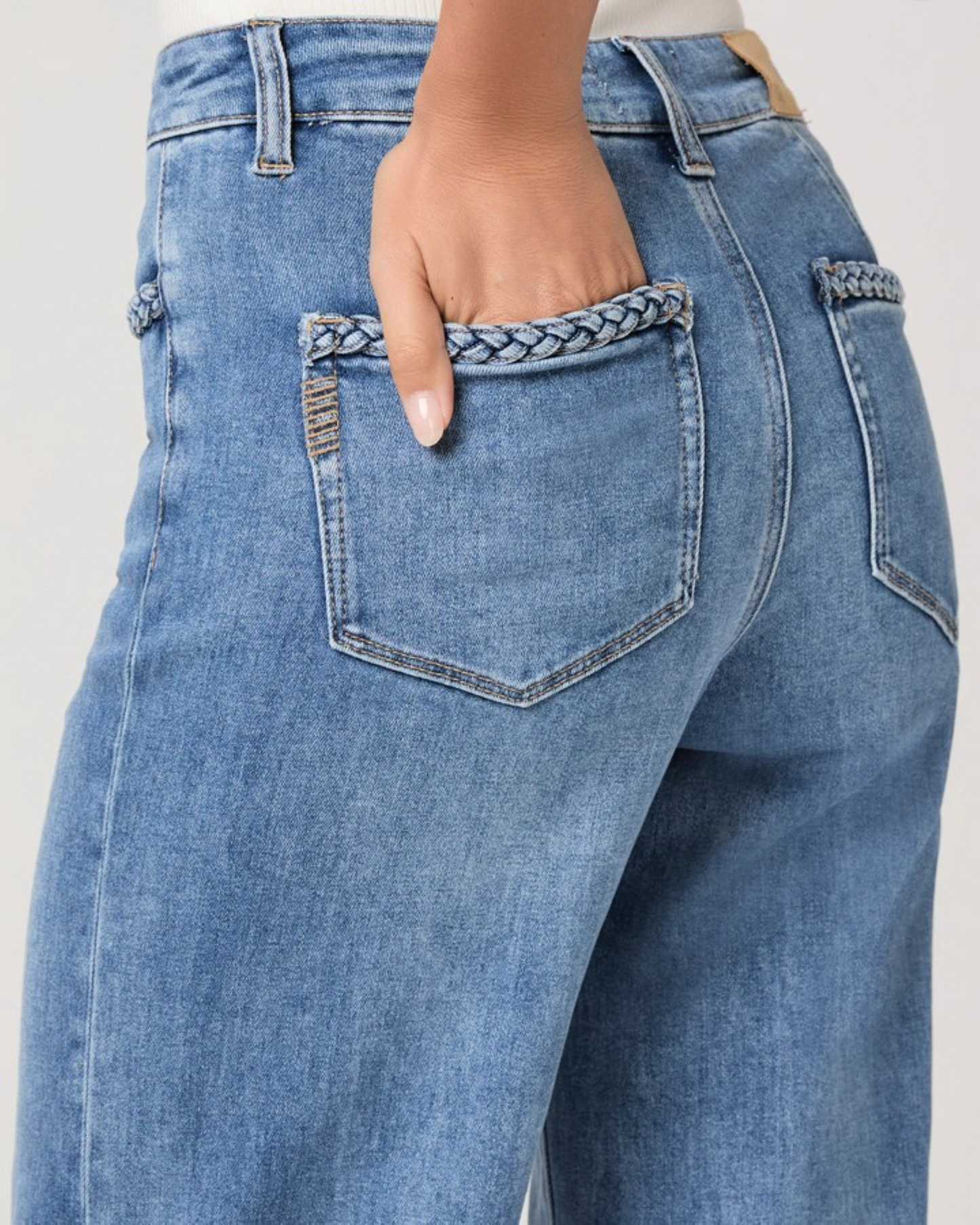 PAIGE | Anessa 31" w/ Braided Pocket Edge