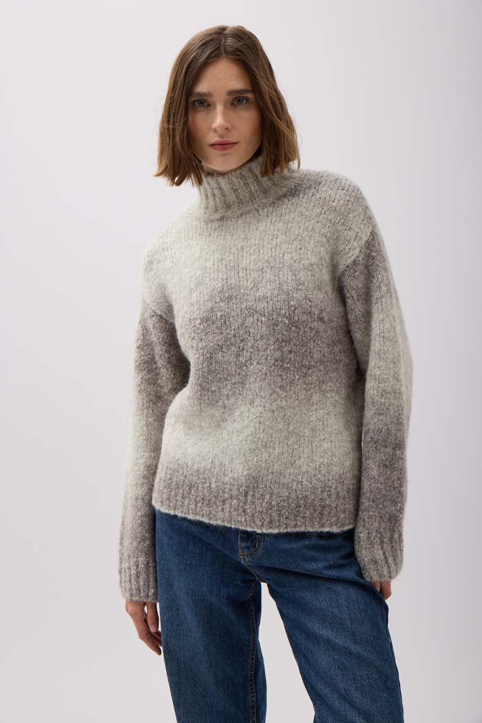 Memory Turtleneck Sweater | Grey