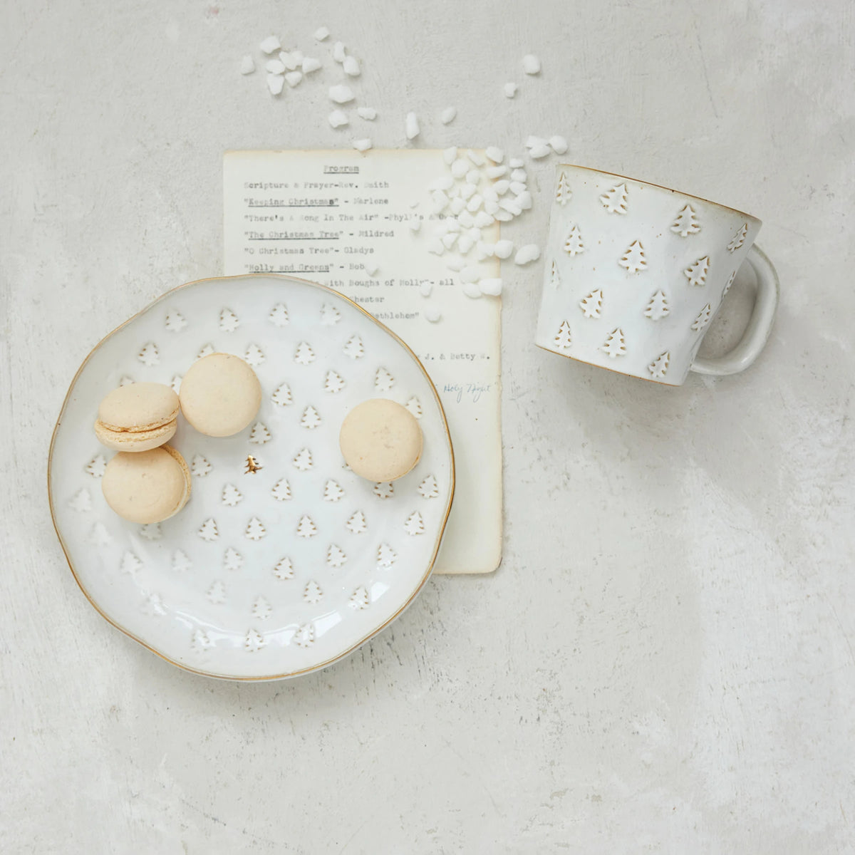 Debossed Stoneware Plate & Gold Electroplating